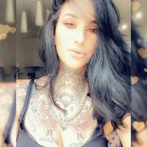 Meet your Posher, Hayley